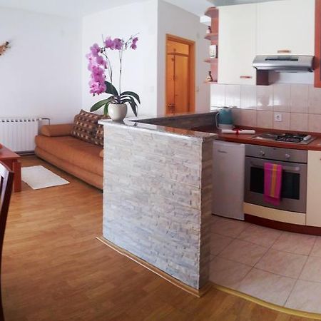 Guest House Domig Licko Lesce Extérieur photo